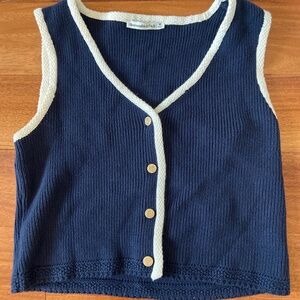 Abercrombie v neck sweater vest